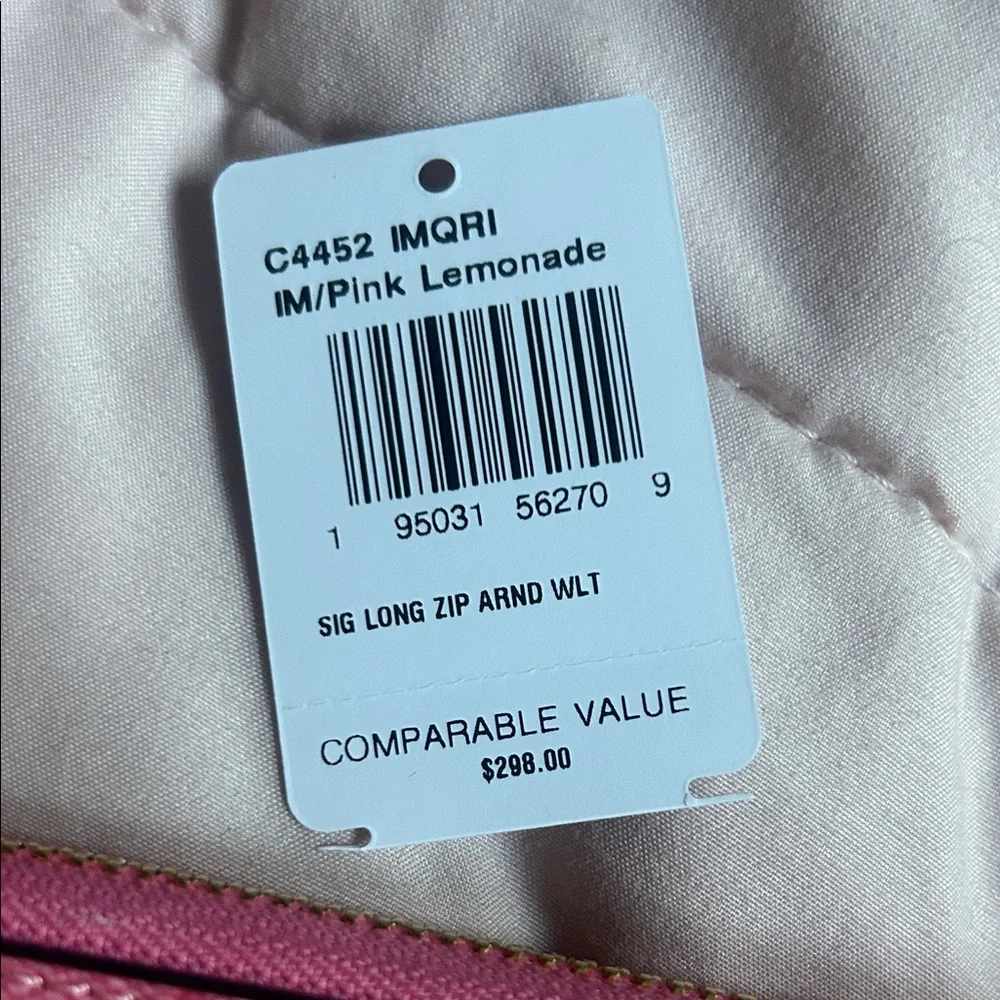 Coach Signature‎ Pink Wristlet